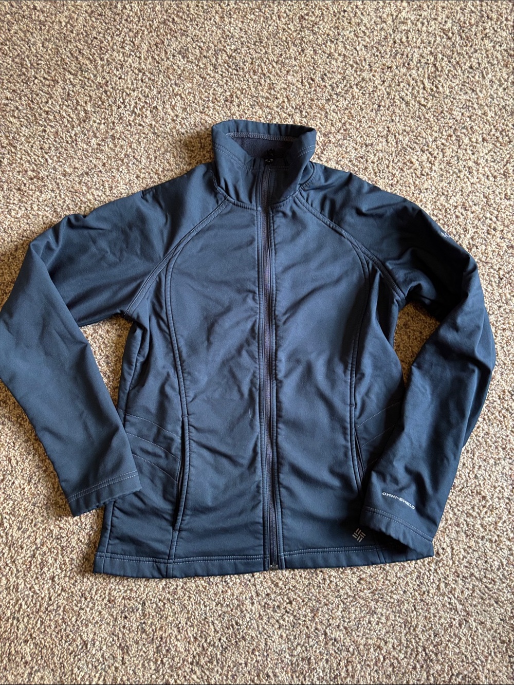 Columbia Women's Full-Zip Utility Softshell Jacket